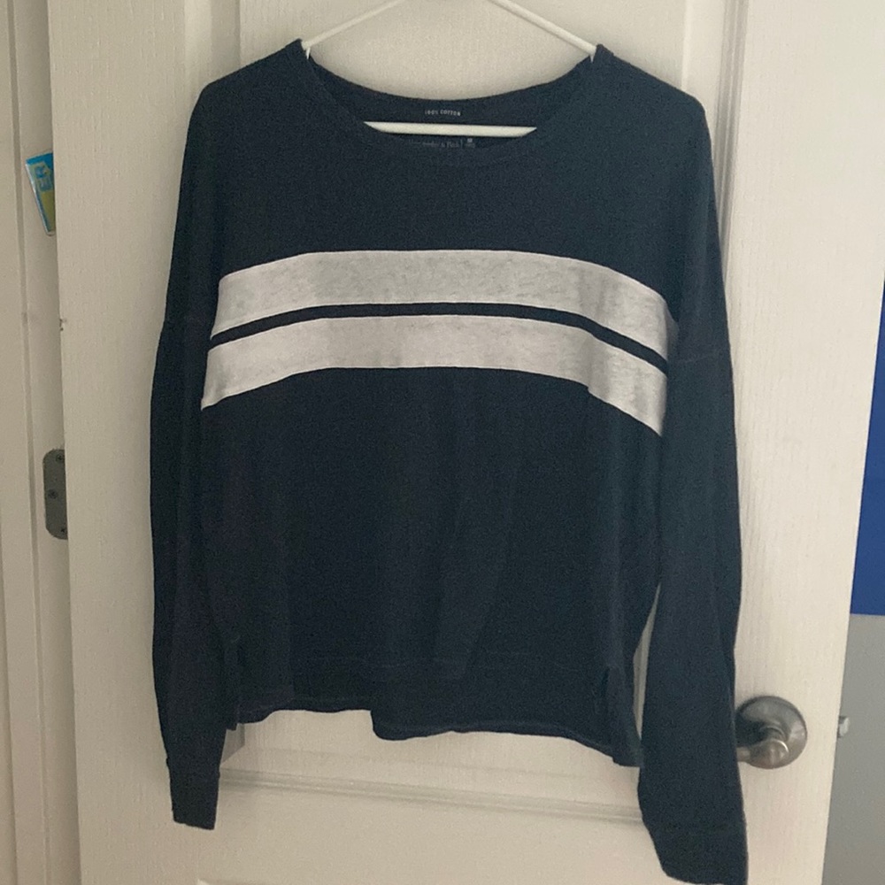 M long sleeve tee from Abercrombie & Fitch